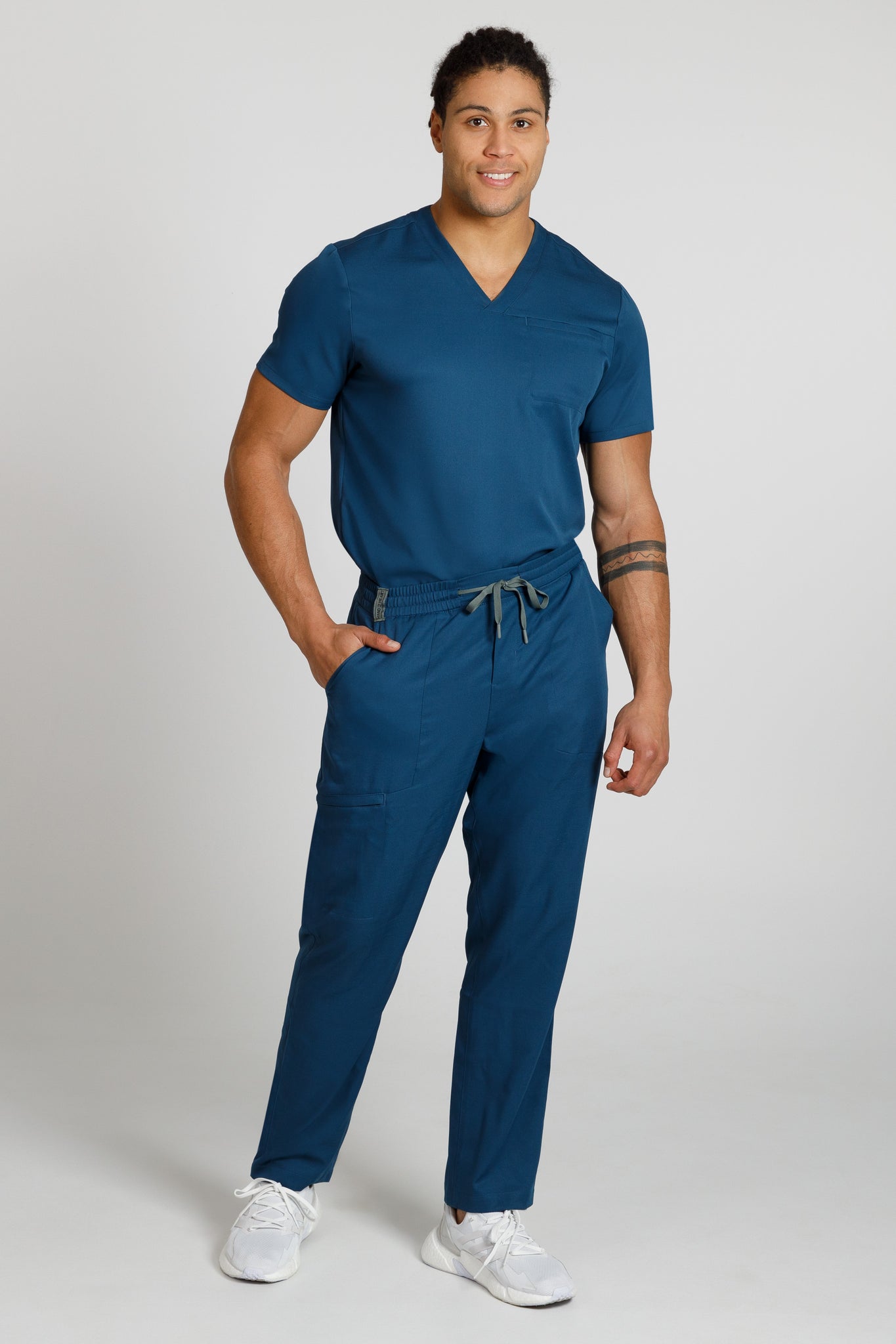 The Outback Cargo Scrub Pants - Gemstone Teal